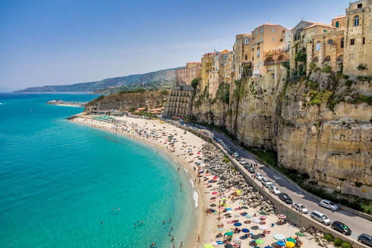 B&B The Sun - Family Rooms Tropea Exterior photo